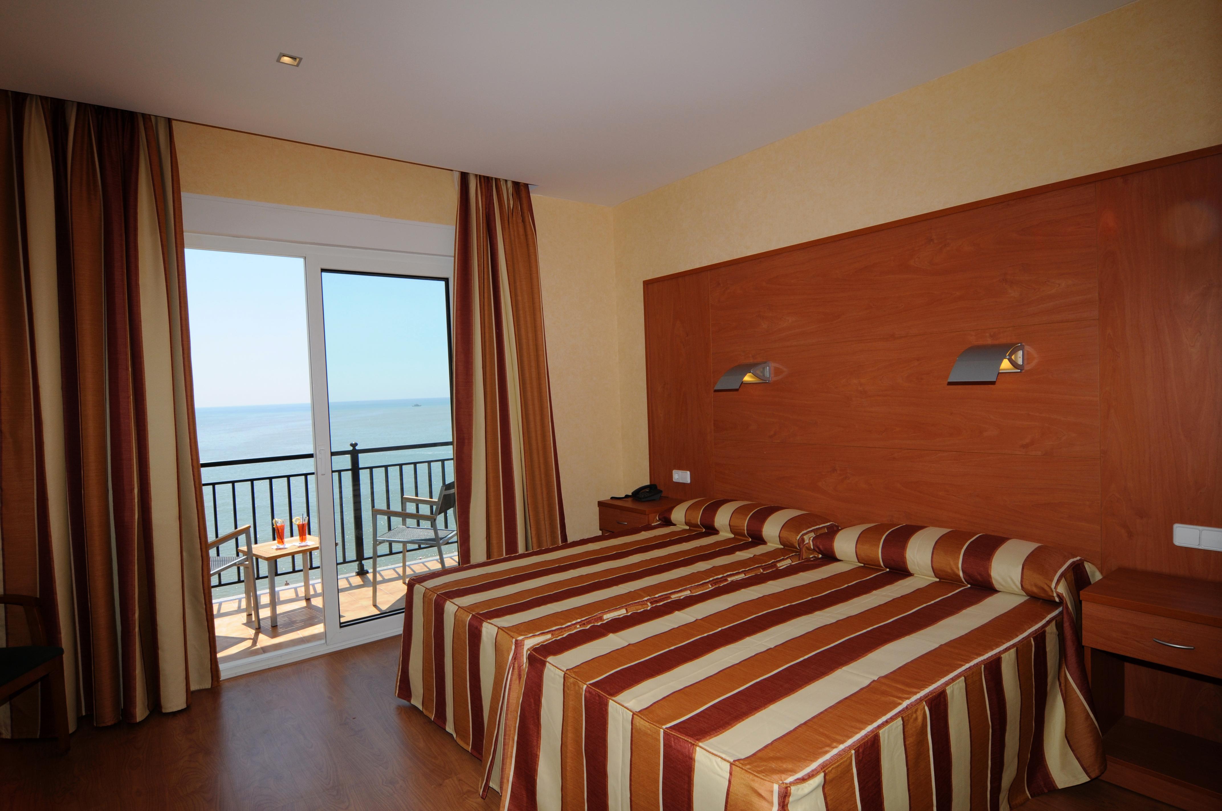 Hotel Horitzó by Pierre&Vacances Blanes Kültér fotó